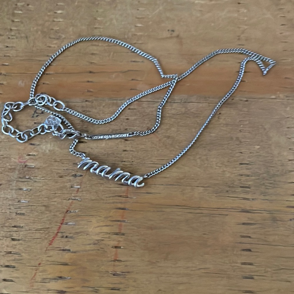 Kendra Scott Mama sterling silver necklace